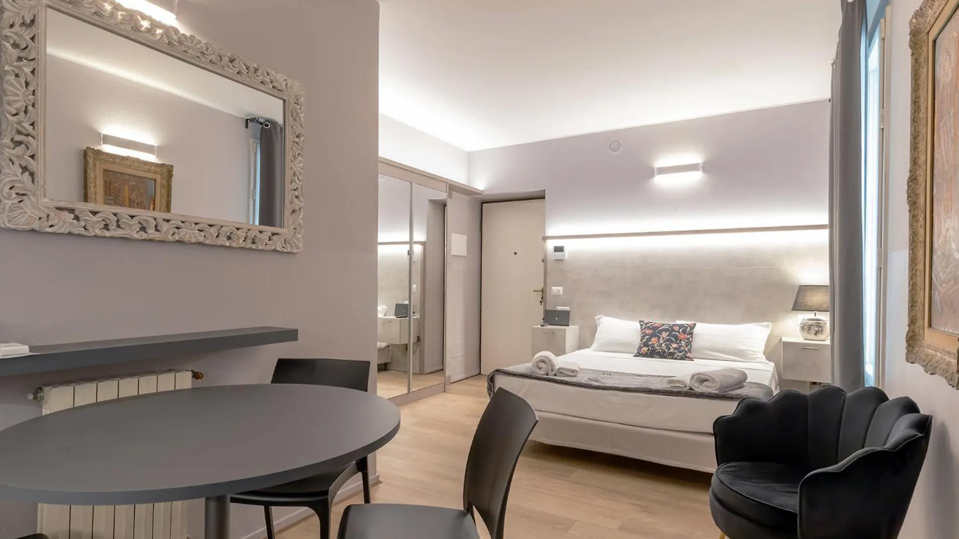 شقة Milan Retreats Duomo Carrobbio