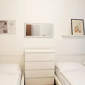 Modern Ve Smečkách 28 Apartment Prag