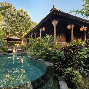 Kawan Antique Villa Ubud