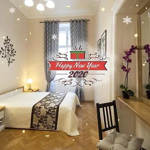 Modern Perlova Apartment Prag